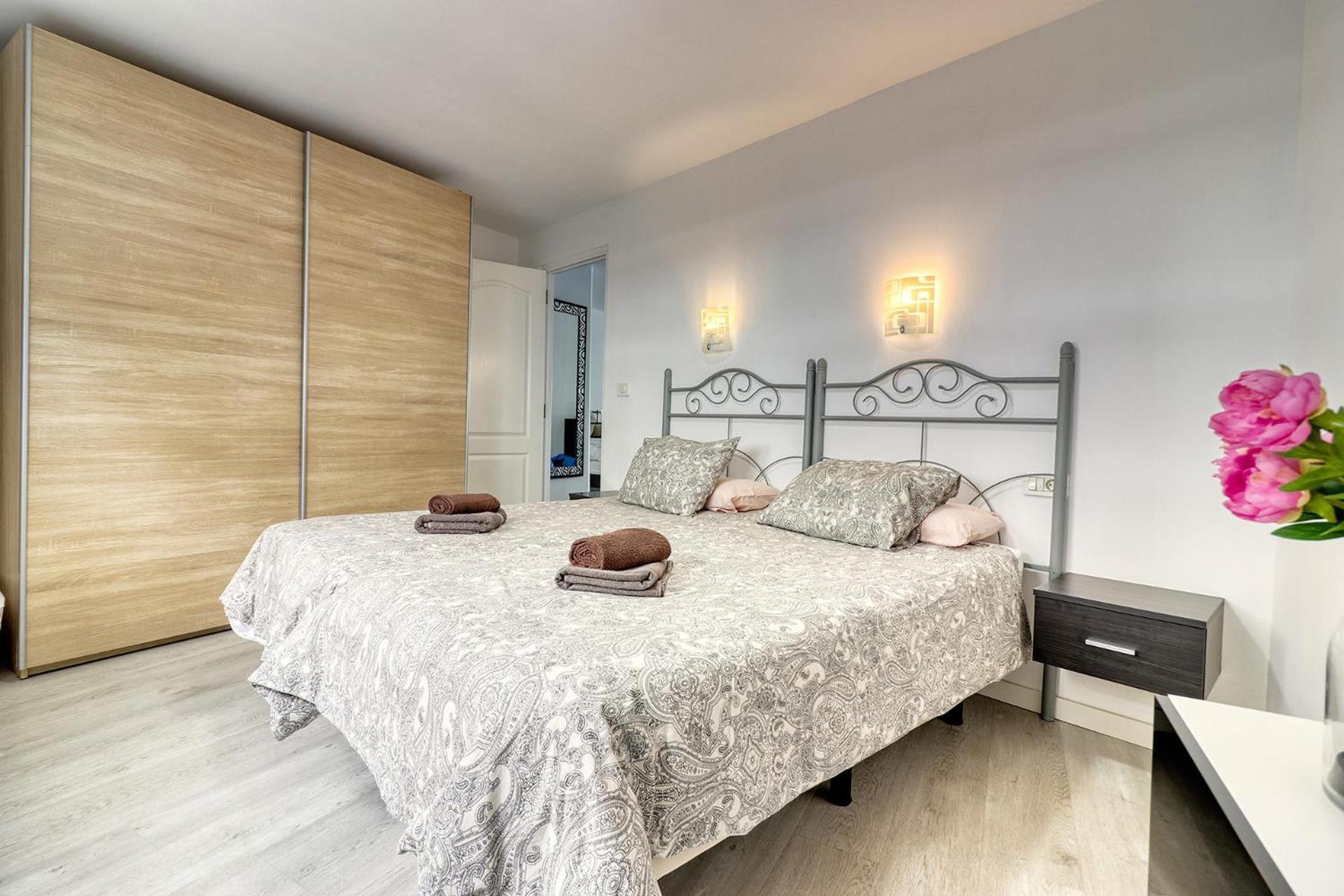 Central Modern Apartment With Private Parking & Ocean View & Coffee Corner Icod De Los Vinos Eksteriør billede
