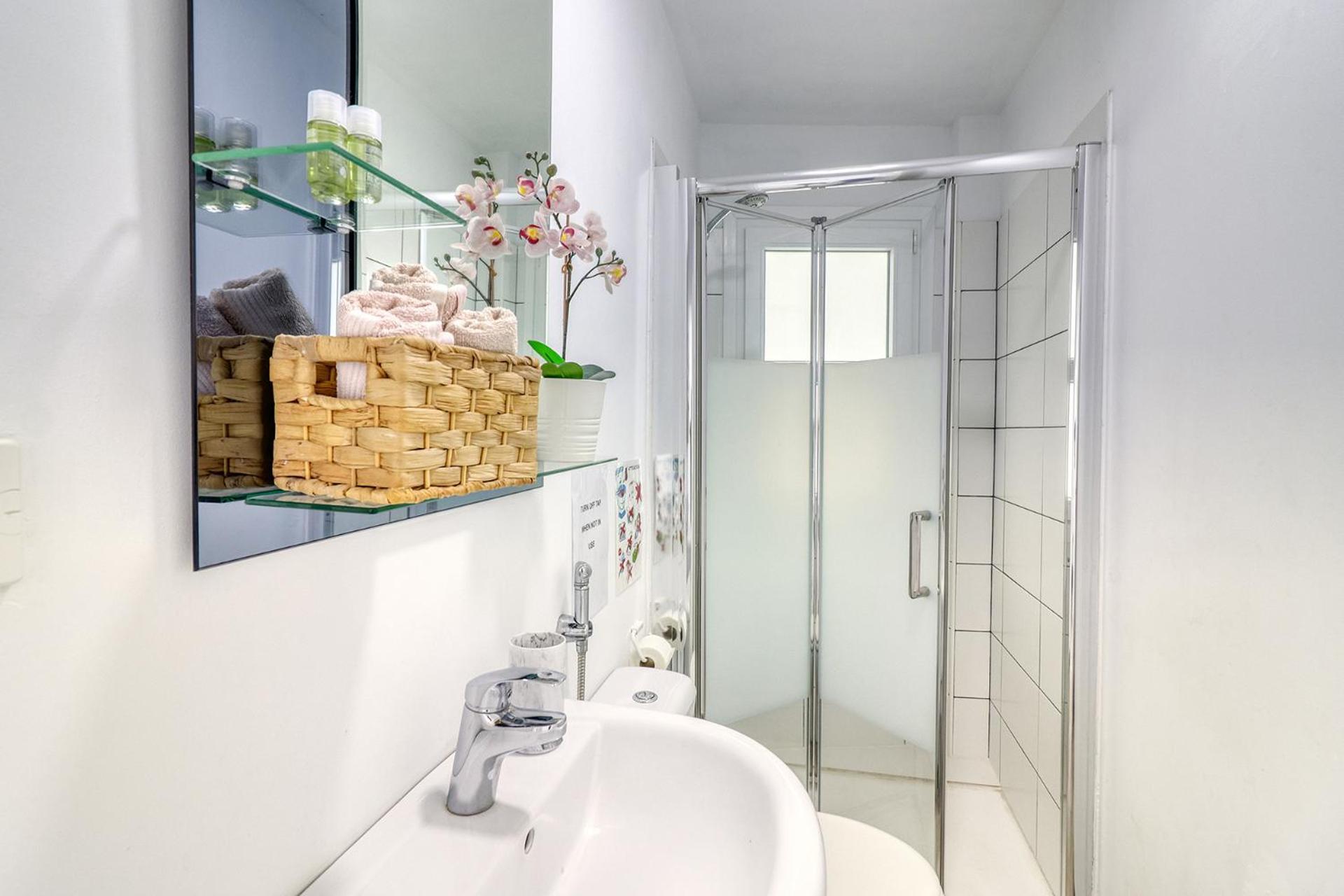 Central Modern Apartment With Private Parking & Ocean View & Coffee Corner Icod De Los Vinos Eksteriør billede