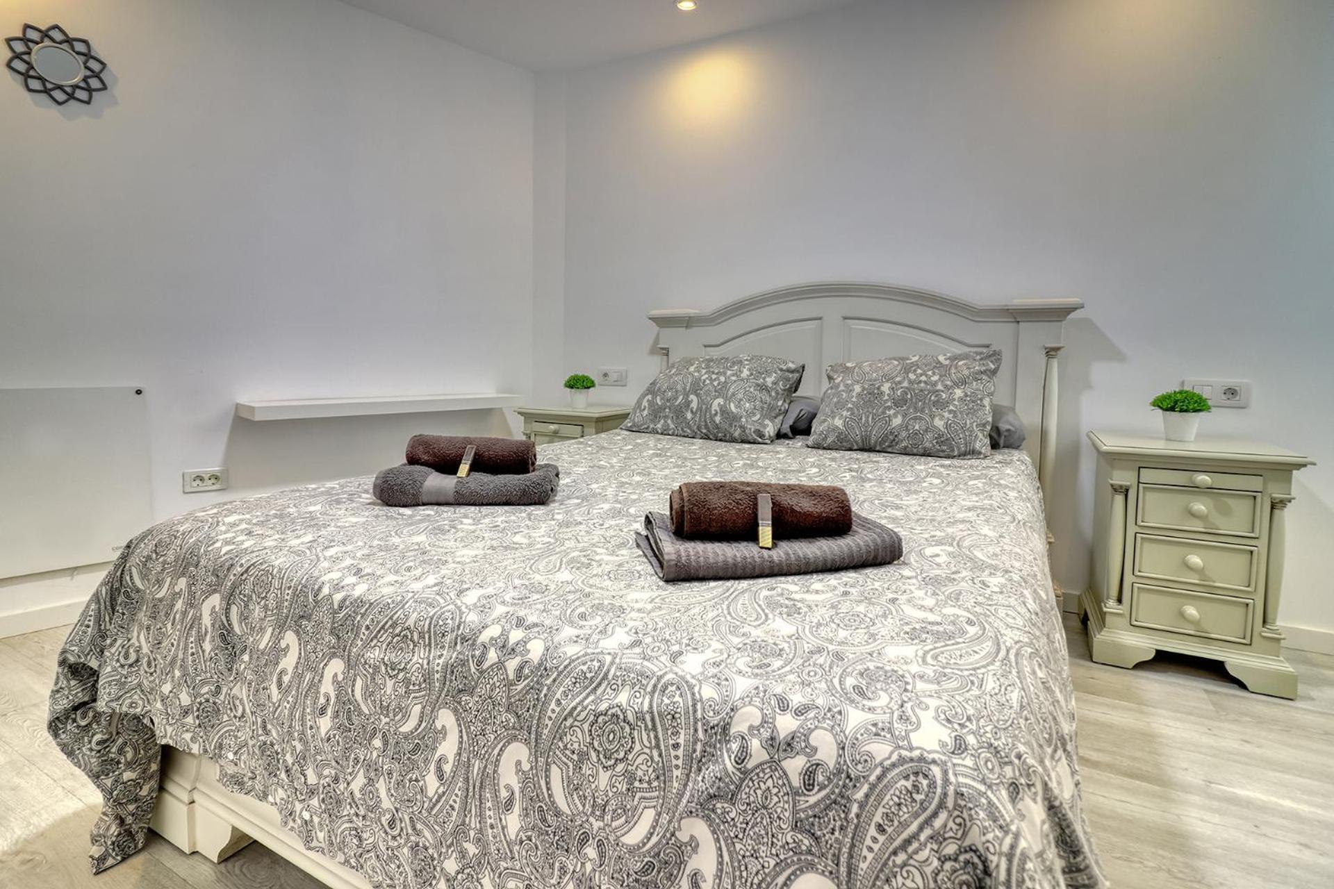 Central Modern Apartment With Private Parking & Ocean View & Coffee Corner Icod De Los Vinos Eksteriør billede
